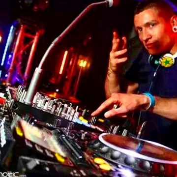 Nov 29th 2014 d3ep radio Undisputed Grooves w Cody NuSchool