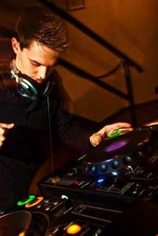 31st Jan 2015 d3ep radio Undisputed Grooves feat Nick Brickell